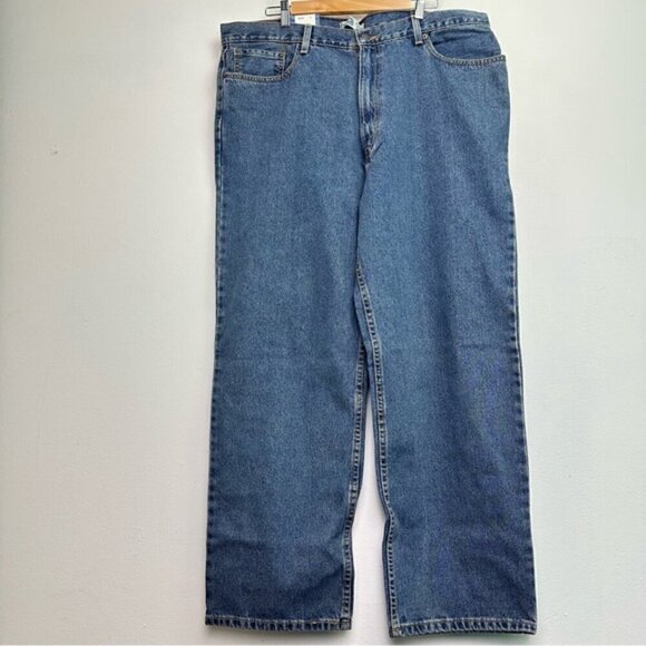 Levi’s Mens 42x32 Relaxed Fit Signature Jeans Medium Wash NWT - Picture 1 of 7